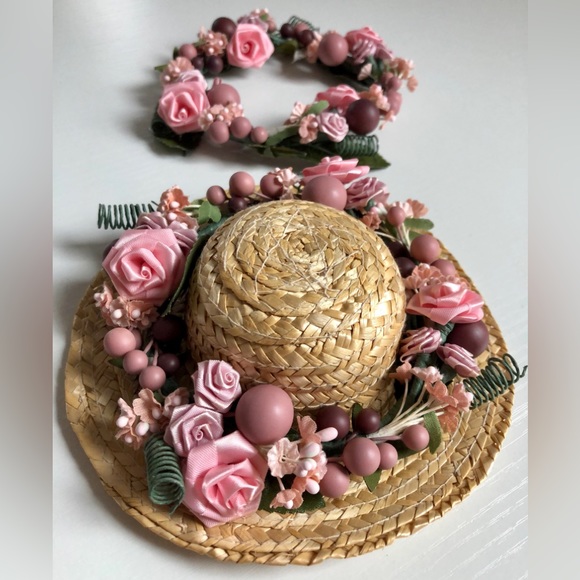 victorian flower wreaths Satin ribbon roses, pinks & green 5 1/2" Set of 2 &hat - Picture 4 of 15